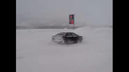 Audi S2 Coupe on snow