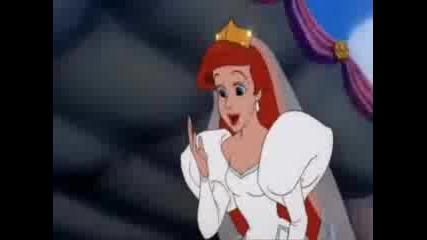 Ashley Tisdale - Kiss The Girl