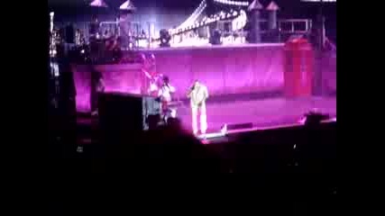 Chris Brown - Forever Live In London