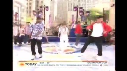 Justin Bieber One Time at Today Show In Ny City Rockefeller Center part4 
