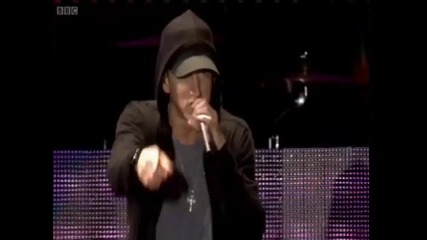 Eminem - Not Afraid Live in the Park 2010 (hq) 