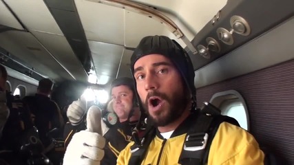 Cm Punk полетя 4000 м. над земята