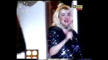 Златния Мустанг 2001 - Сашка Васева - Влезе в живота(live) - By Planetcho