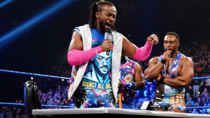 Kofi Kingston and Daniel Bryan sign their WrestleMania contract: SmackDown LIVE, April 2, 2019