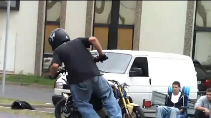 Stunt moto