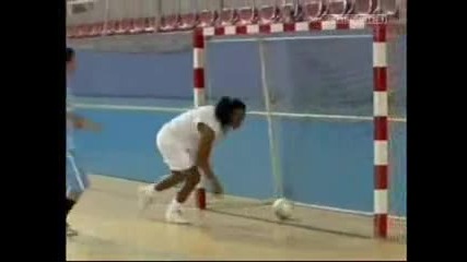 The magic touch of Ronaldinho 
