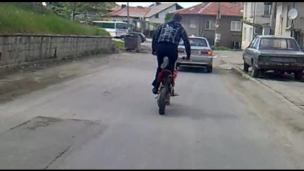 Beta R125 Wheelie