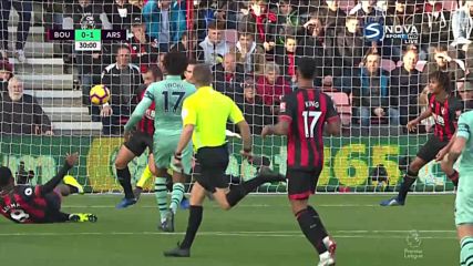 Свиреп автогол даде преднина на Арсенал /0:1/