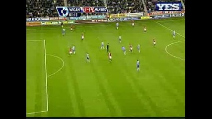 гол на Тевес със петичка - Wigan - Man Utd 1:1 