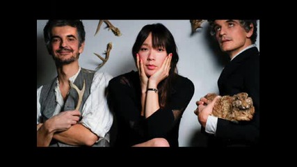 Blonde Redhead - Doll Is Mine