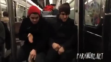 Зак и Тейлър в Париж :d
