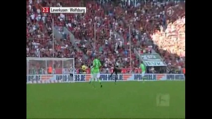 Ето как правят Задна Ножица в Bayern Leverkusen