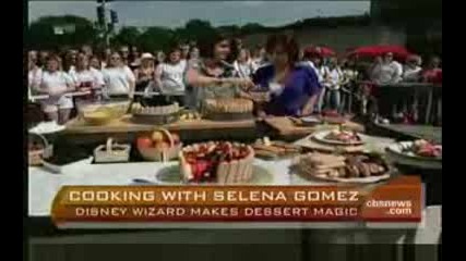 Selena Gomez Interview & Cooks Live On Early Show 06/29/2009