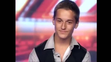 X Factor 14-годишно момче пее страхотно !!
