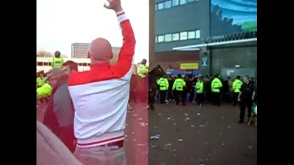 Manchester United Ultras vs. Roma Ultras 