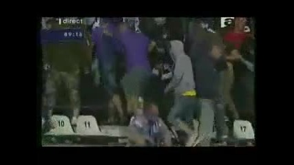 Fight On Romanian Football Cup Final 2009 Poli Timisoara Cfr Cluj 