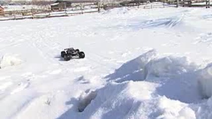 Traxxas E - Revo Snow Day Action Electric Monster Truck 