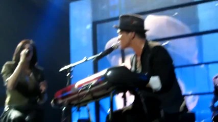 Bruno Mars - It Will Rain - Live Hd Featuring Skylar Grey at Brixton Academy in London