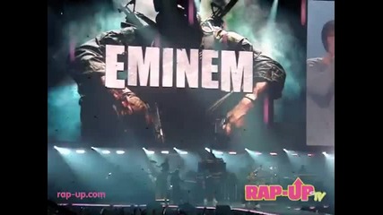 Eminem Performs Lose Yourself Live in Los Angeles 