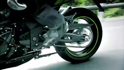 2011 Kawasaki Z750r official video