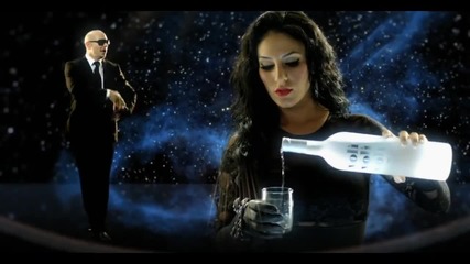Pitbull - International Love ft. Chris Brown