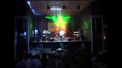 Tropico Band - Mornar - (Live) - (Leskovac 04.09.2008.)