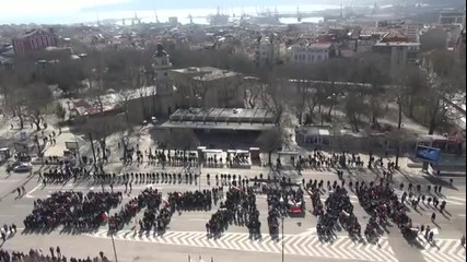 Варненци изписаха с телата си България (03.03.2013)