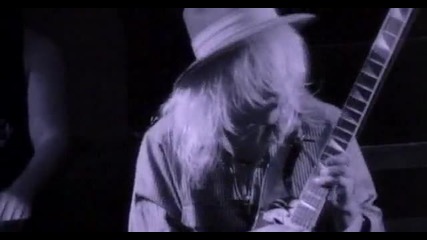 Poison Every Rose Has Its Thorn (video oficial)