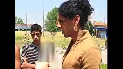 Тези роми ще ви спукат от смях