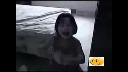 смешни бебета !!