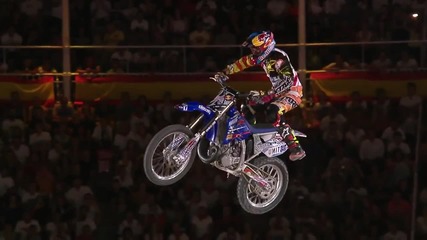 Red Bull X-fighters Екстремни и красиви скокове в Мадрид
