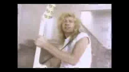 Def Leppard - Pour Some Sugar On Me Превод
