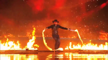 Танц с ласо сред разпален огън- Loop Rawlins America's Got Talent 2014