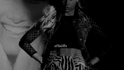 ashley tisdale is a little bit in / / l o v e with u