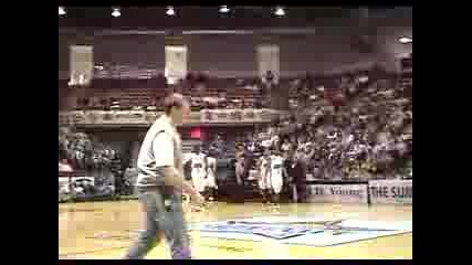 Mascot Fight At The 2008 Summit League Cha