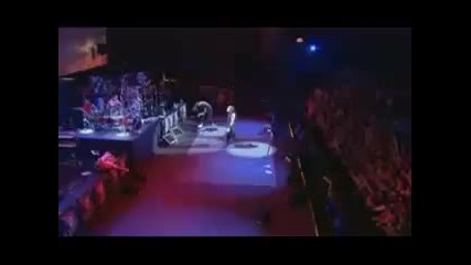 Korn Freak On a Leash Performance, Featuring Corey Taylor