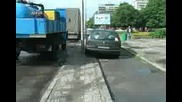 Възобновяват ремонта на бул. България 