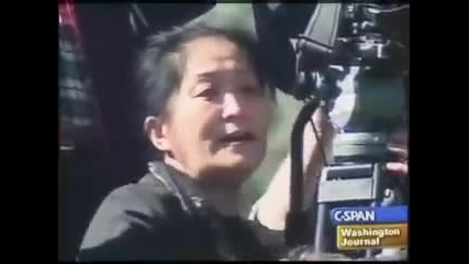 C-span интервюира говорителя на Фалун Гонг (eng)