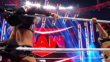 Bianca Belair vs. Rhea Ripley vs. Liv Morgan vs. Queen Zelina vs. Carmella – Fatal 5-Way Match: Raw, Nov. 8, 2021