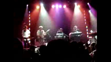 Hot Chip - Ready For The Floor Live