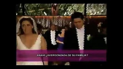 Anahi se averguenza de su familia 