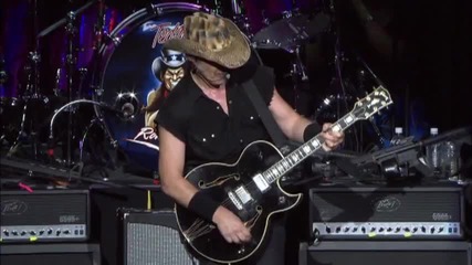 Ted Nugent - Stranglehold - !!! Live !!! (hq)