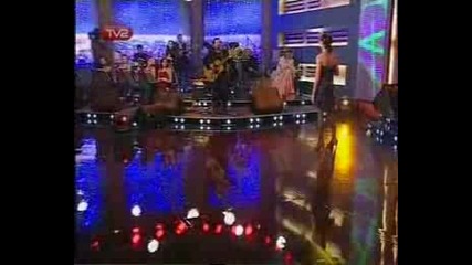 Нели Иванова - Вървят Ли Двама (шоуто На Азис) 25.02.2008 