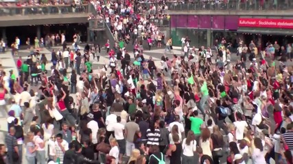 Невероятно! Flash Mob Dance Michael Jackson - Beat It 