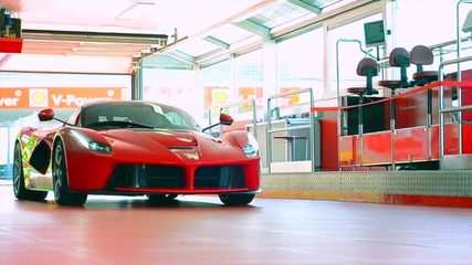 Гореща обиколка с Laferrari - Top Gear Magazine
