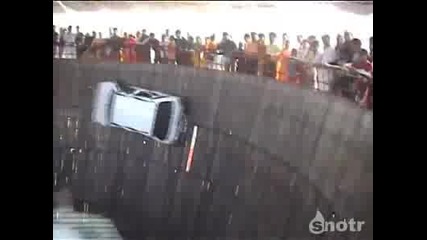 Стената на смърта! 