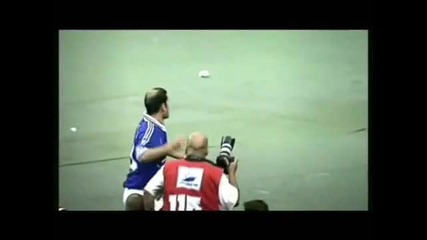 Зинедин Зидан - Легендата