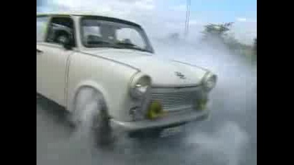 Трабант - Trabant Gets