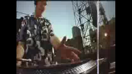 Fatboy Slim Gig At Brighton Beach 250000 People.3gp