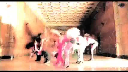 Britney Spears - Dynamite
